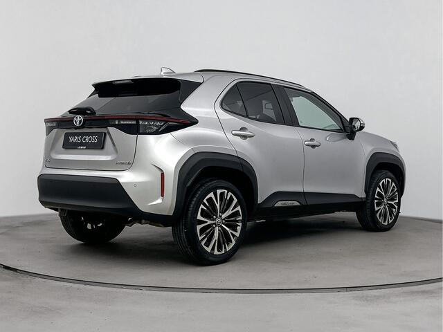 Toyota YARIS Cross 1.5 Hybrid Executive Limited | Glazen Panoramadak | Half-Leder Interieur |