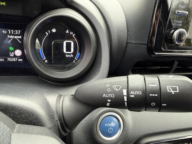 Toyota YARIS Dynamic 1.5 Hybrid AUTOMAAT | NAVI |