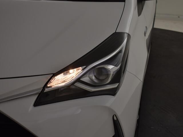 Toyota YARIS 1.5 Hybrid Design | Stoelverwarming | LM Velgen | All Seasons