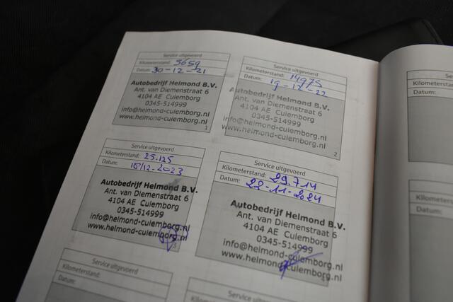 Toyota YARIS 1.5 VVT-i Dynamic Camera Navi Carplay Parelmoer lak