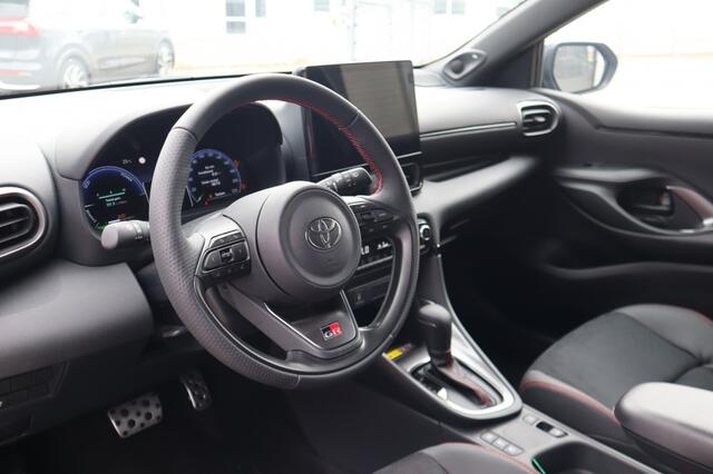 Toyota YARIS 1.5 Hybrid 130 GR Sport | Plus Pack | Panoramadak