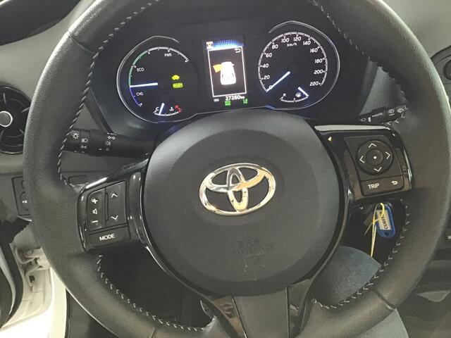 Toyota YARIS 1.5 Hyb. Y20 Excl Ed