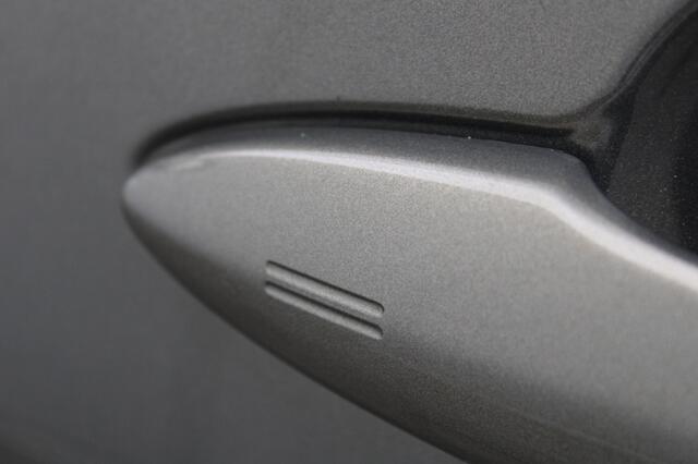 Toyota YARIS 1.5 Hybride Dynamic