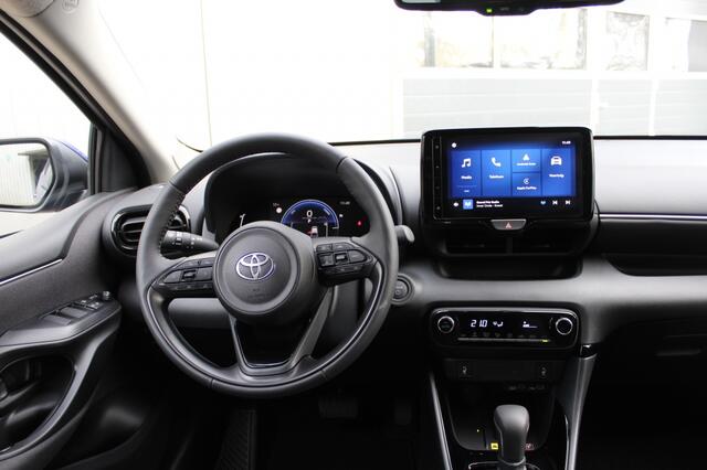 Toyota YARIS 1.5 Hybrid Dynamic PDC / BSM / Stoelverwarming