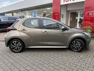 toyota-yaris-1.5-hybrid-dynamic--a