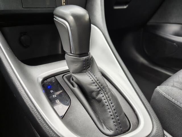 Toyota YARIS 1.5 Hybrid First Edition | Navi | Keyless Start & Entry | Androi