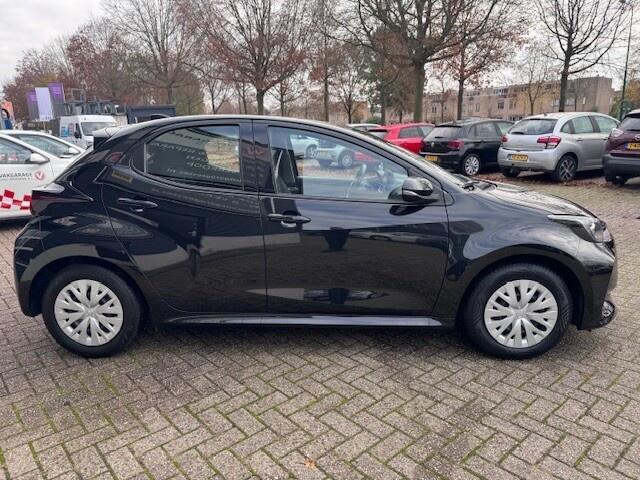 Toyota YARIS 1.5 Hyb. Active Navigatie, Automaat. Camera