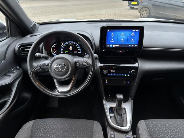 Toyota YARIS Cross 1.5 Hybrid Dynamic / Navigatie / Parkeersensoren V+A / Applecarplay/AndroidAuto / Stoel & Stuurverwarming /