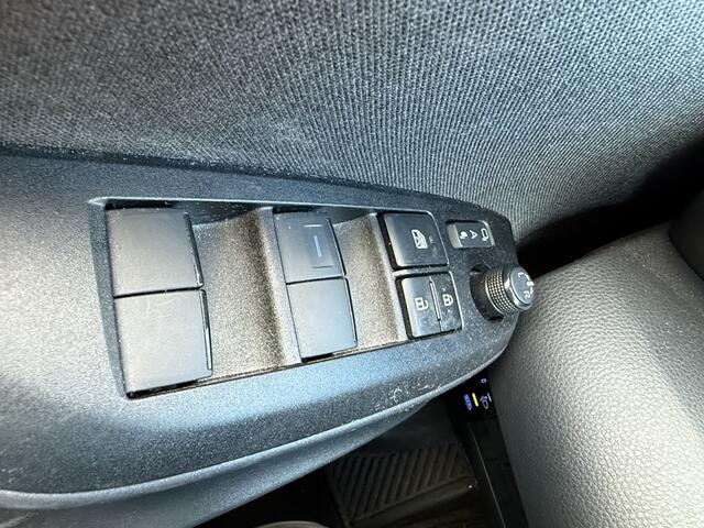 Toyota YARIS 1.5 Hyb. Executive | Parkeersensoren V+A | Blindspot