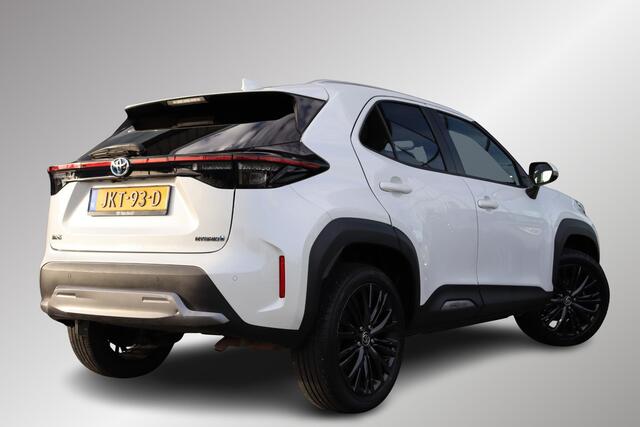 Toyota YARIS Cross 1.5 Hybrid Adventure, HUD, BSM, Parkeersensoren Apple Carplay, Android auto, DAB, Navi