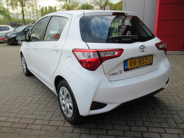 Toyota YARIS 1.0 VVT-i Aspiration| 5-Drs| | Airco | Bluetooth | LED Dagrijverlichting | Incl. Garantie | 1ste Eigenaar |