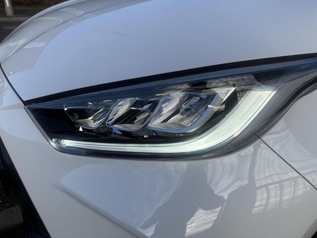 Toyota YARIS 1.5 Hybrid Dynamic met o.a. camara, climate control, stoelverwarming, full led, DAB, apple carplay/android auto etc.