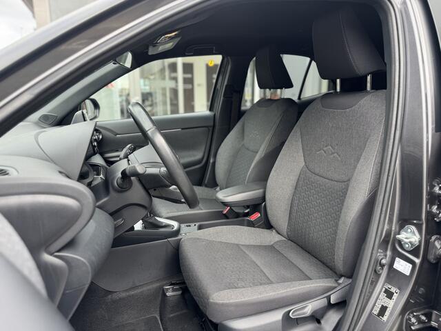 Toyota YARIS Cross 1.5 Hybrid 115 Dynamic Bearlock, Apple/Android, Cruise control, Camera , All-in Rijklaarprijs