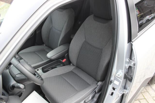 Toyota YARIS Cross 1.5 Hybrid 115 Dynamic Navi/Carplay, Keyless Entry/start, WinterPack, LED, NIEUW!!