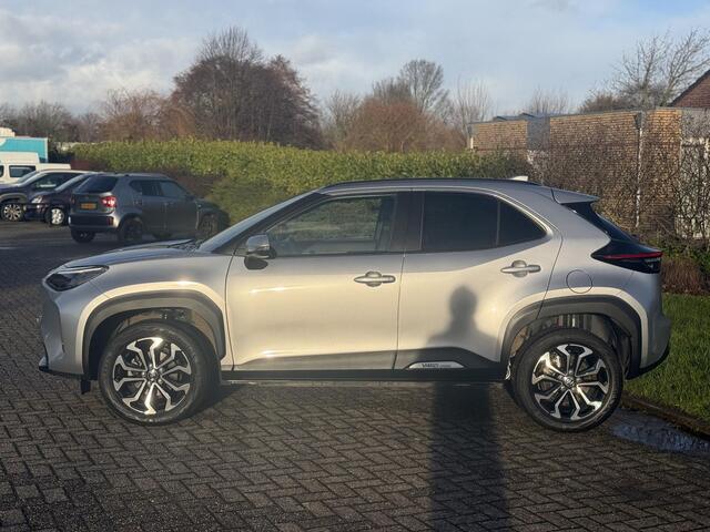 Toyota YARIS Cross 1.5 Hybrid 115 Dynamic | Stoel- stuurverwarming | Keyless | Camera | ACC | 10,5" Multimedia