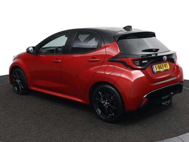 Toyota YARIS 1.5 Hybrid Executive | Panoramadak | JBL Audio | Trekhaak | Parkeersensoren Rondom | Grootscherm Navigatie | Origineel NL |