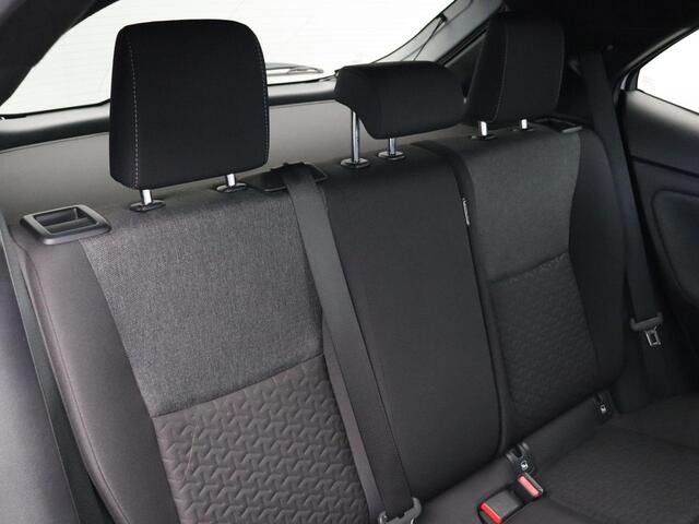 Toyota YARIS Cross 1.5 Hybrid First Edition | Apple carplay & Android Auto | Trekhaak | Achteruitrijcamera | Led Koplampen |