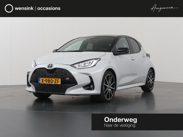 Toyota YARIS 1.5 Hybrid GR Sport | Navigatie | Parkeercamera | Stoelverwarming | Head-Up | Keyless Go |