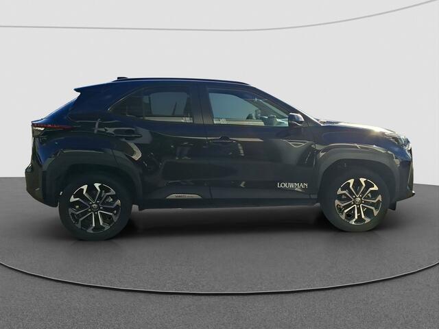 Toyota YARIS Cross 1.5 Hybrid 115 Dynamic + Comfort Pack | Apple Carplay/Android Auto | Parkeersensoren Voor/Achter | Voorstoelen Verwarmd | Stuurwiel Verwarmd | Parkeercamera Achter |