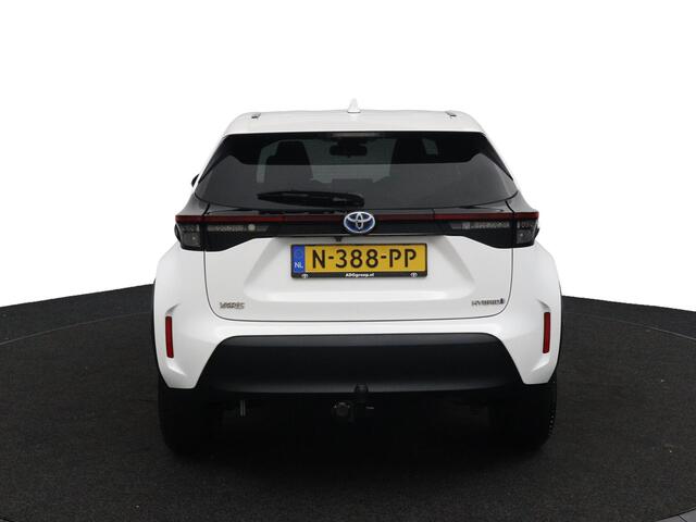 Toyota YARIS Cross 1.5 Hybrid First Edition | Trekhaak | Keyless Entry | DAB | Navigatie |