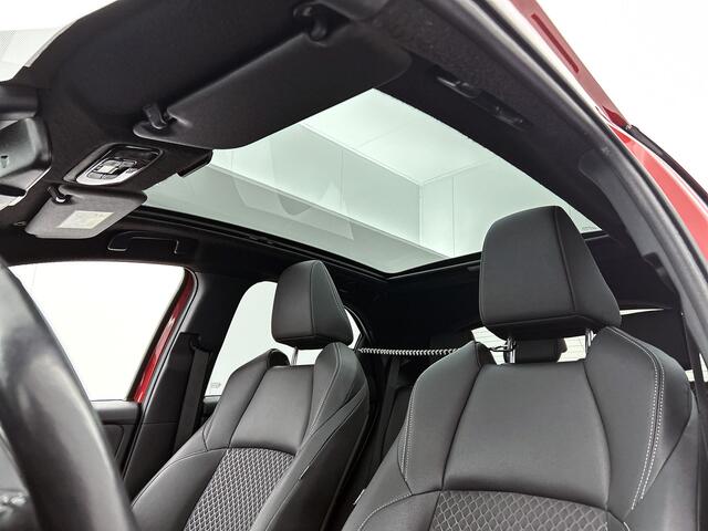 Toyota YARIS 1.5 Hybrid Executive | NL auto | Panoramadak | Dealeronderhouden | JBL |