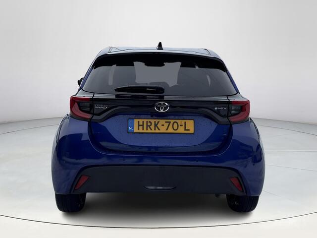 Toyota YARIS 1.5 Hybrid 115 Dynamic **STOEL EN STUURWIELVERWARMING/ KEYLESS/ PARKEERSENSOREN/ GARANTIE**