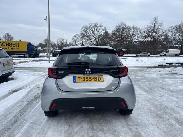 Toyota YARIS 1.5 Hybrid Dynamic Lmv Cruise LijndetectiePdc Acamera Autimaat Applecarplay Klima Nap