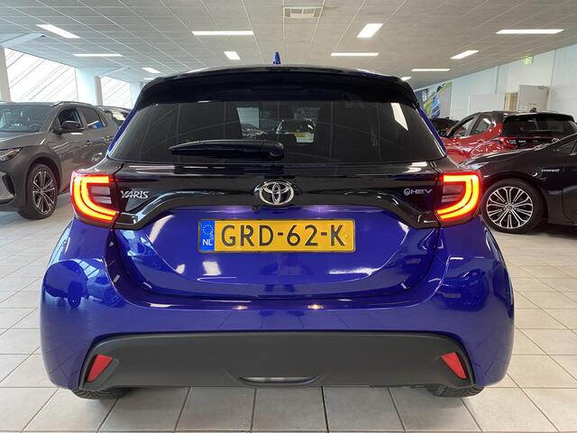 Toyota YARIS 1.5 Hybrid 115 First Edition