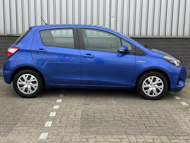 Toyota YARIS 1.5 Hybrid Business Plus Clima | Dealer onderhouden | Keyless