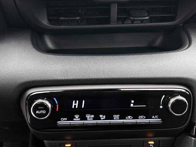 Toyota YARIS 1.5 Hybrid 115 First Edition | BTW Voertuig | Achteruitrijcamera |