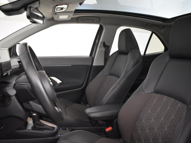 Toyota YARIS Cross 1.5 Hybrid Executive | Panoramadak | Parkeersensoren V+A |