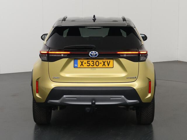 Toyota YARIS Cross 1.5 Hybrid Adventure | Trekhaak | Navigatie | JBL | Head-Up | Parkeercamera | Stoel/Stuurverwarming | Keyless Go |