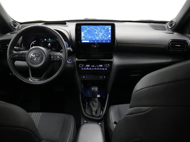 Toyota YARIS Cross 1.5 Hybrid Adventure | Trekhaak | Navigatie | JBL | Head-Up | Parkeercamera | Stoel/Stuurverwarming | Keyless Go |