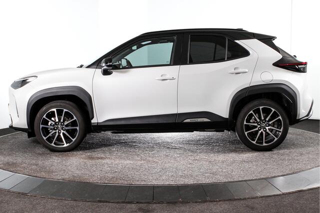 Toyota YARIS Cross 1.5 Hybrid 130 GR Sport | Dig.Cockpit | Adapt.Cruise | Head-up | Stoel+Stuurverw. | 360 Camera | PDC + NAV + App.Connect (Draadloos) | ECC | LM 18" | 9816