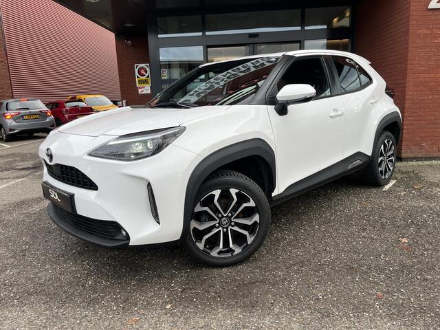 Toyota YARIS Cross 1.5 Hybrid Dynamic // FULL LED // KEYLESS // ADAPT. CRUISE // CAMERA // NAVI+CARPLAY //
