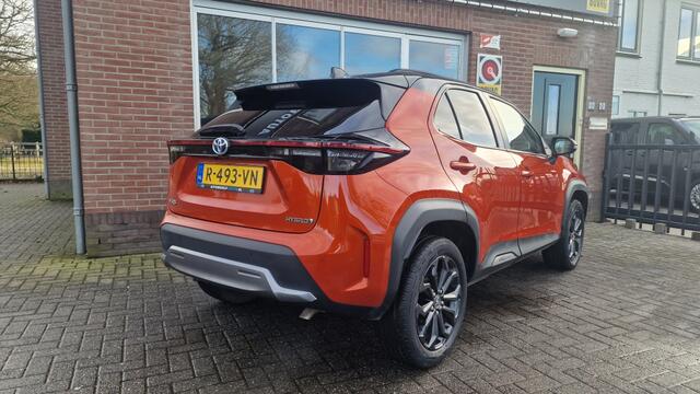 Toyota YARIS Cross 1.5 Hybrid Explore, Stoelverwarming, NL Auto