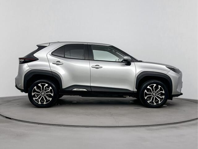 Toyota YARIS Cross 1.5 Hybrid Dynamic Limited | Stoel-/Stuurverwarming | Apple Carplay/Android Auto | Parkeersensoren | Lichtmetalen Velgen |