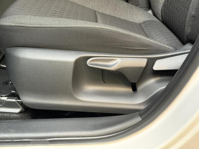 Toyota YARIS 1.5 Hybrid First Edition