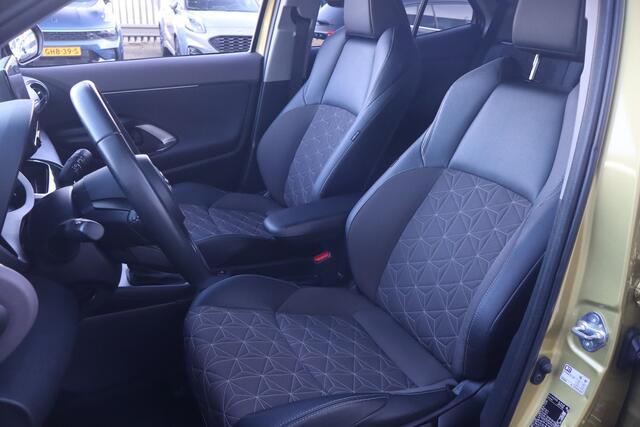 Toyota YARIS Cross 1.5 Hybrid Executive Camera i Apple Car-Play I Adap.cruise