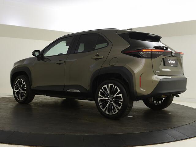 Toyota YARIS Cross 1.5 Hybrid 130 Executive | PDC V+A | 1/2 leder | BSM Blindspot