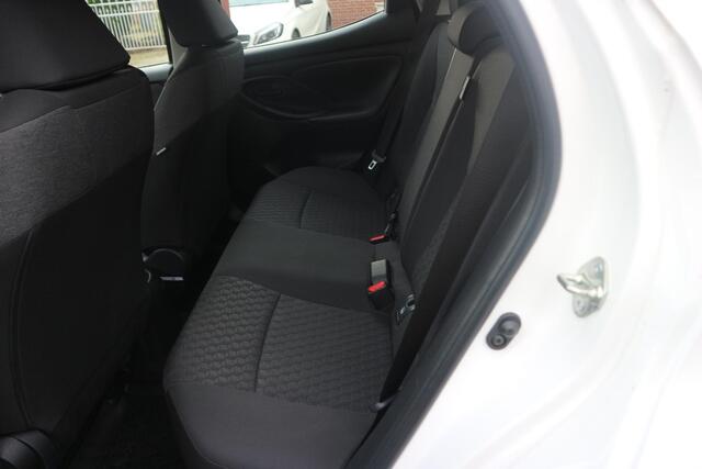 Toyota YARIS 1.5 VVT-i Active Automaat