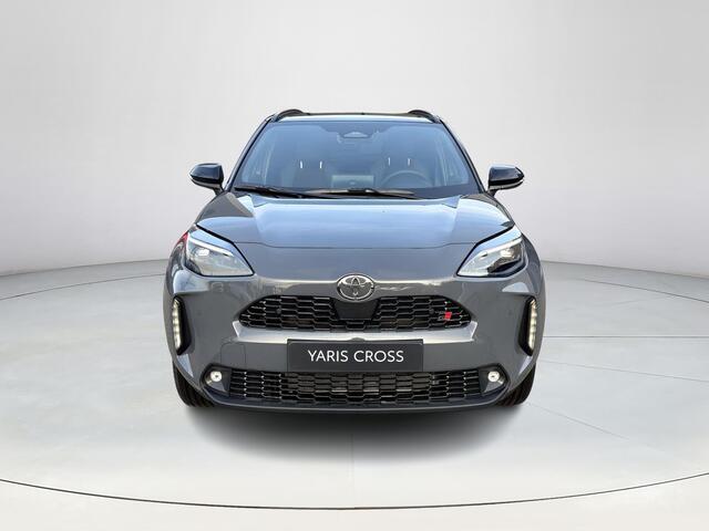 Toyota YARIS Cross 1.5 Hybrid 130 GR Sport **NIEUWE AUTO/ PANORAMA DAK/ DIRECT LEVERBAAR**