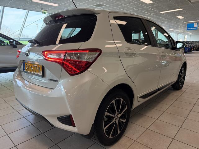 Toyota YARIS 1.5 Hybrid Design Sport