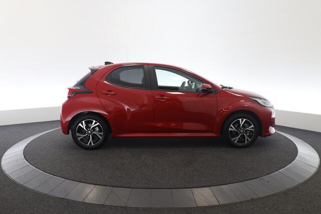 Toyota YARIS 1.5 Hybrid 115 First Edition