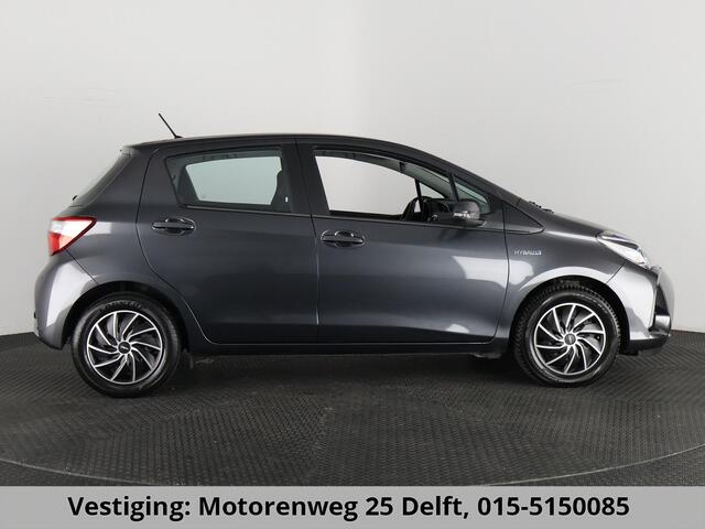 Toyota YARIS 1.5 HYBRID ACTIVE AUTOMAAT GARANTIE 8-2030! 100% ONDERHOUDEN . CAMERA . CRUISE CONTROL . ELEKTRISCHE RAMEN VOOR