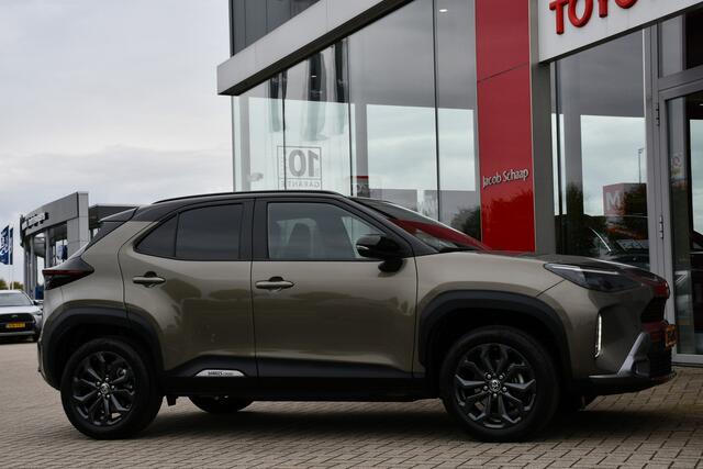 Toyota YARIS Cross 1.5 Hybrid Explore Automaat 116pk | Trekhaak | Stoelverwarming | Parkeersensoren | Dealer-onderhouden |