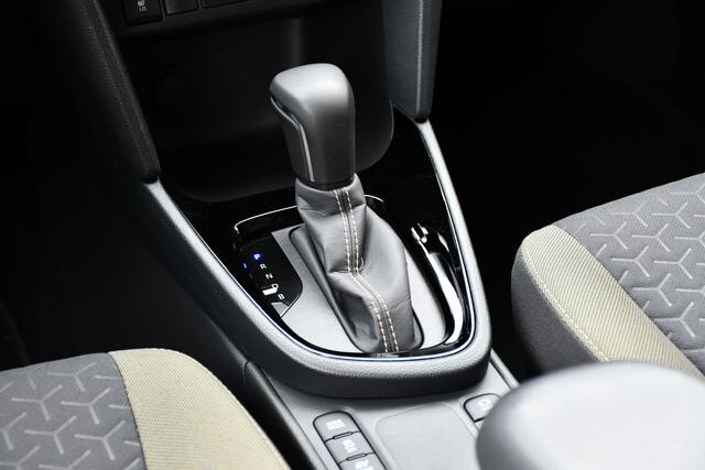 Toyota YARIS Cross 1.5 Hybrid Explore Automaat 116pk | Trekhaak | Stoelverwarming | Parkeersensoren | Dealer-onderhouden |