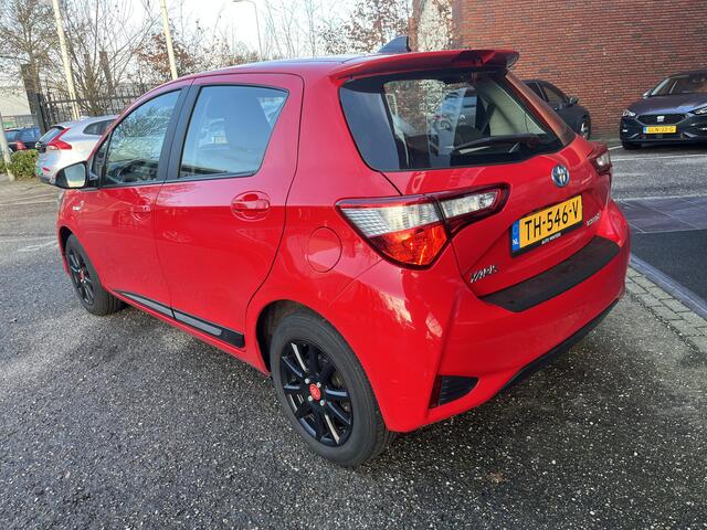 Toyota YARIS 1.5 Hybrid Energy // NAVI // CRUISE // CLIMA // PARKEERCAMERA //