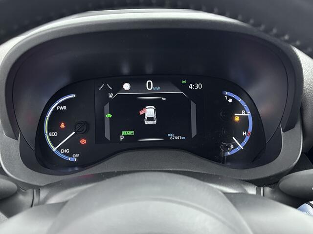 Toyota YARIS Cross 1.5 Hybrid Executive | Head-up display | Stoelverwarming |