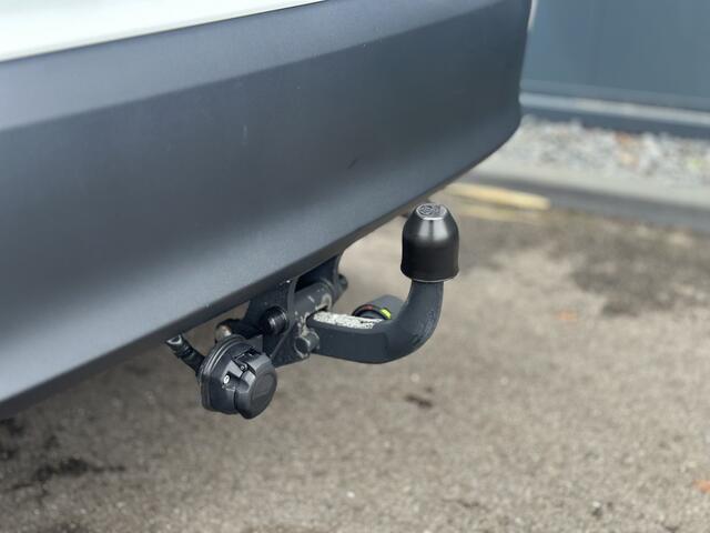 Toyota YARIS Cross 1.5 Hybrid 115 First 1e eigenaar / NL Auto / Trekhaak / Navi